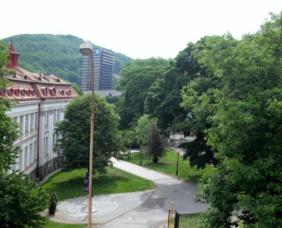 Apartmany Galeta Karlovy Vary Chambre photo